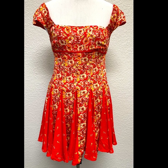 Free People Strawberry Combo Mini summer Dress, NWT, floral print, XS, open back - Picture 2 of 16